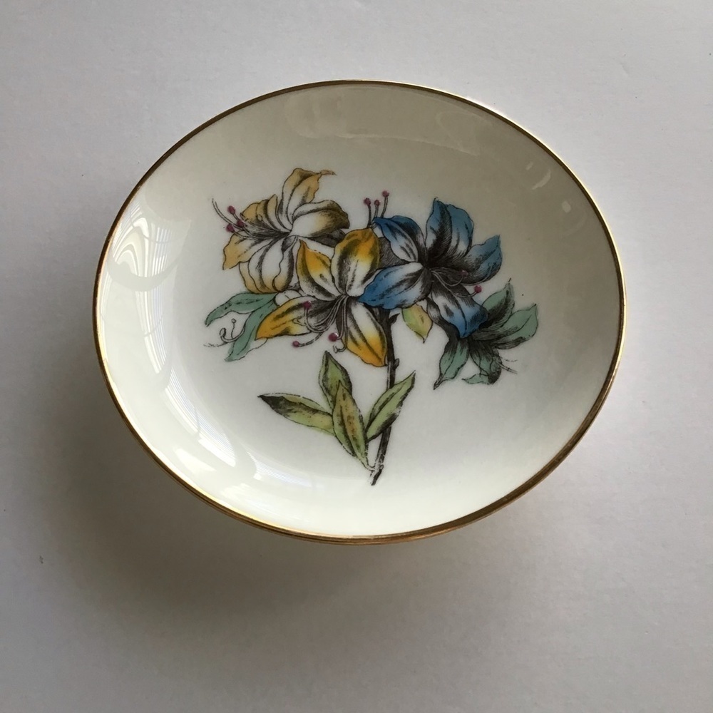 Minton English Bone China Tiger Lilly Trinket Dish Blue & Yellow Floral Vintage
